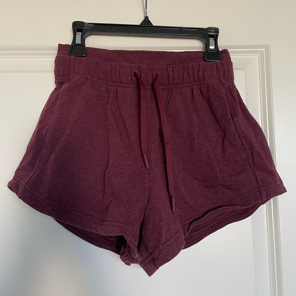 Lululemon Inner Glow Shorts 3”